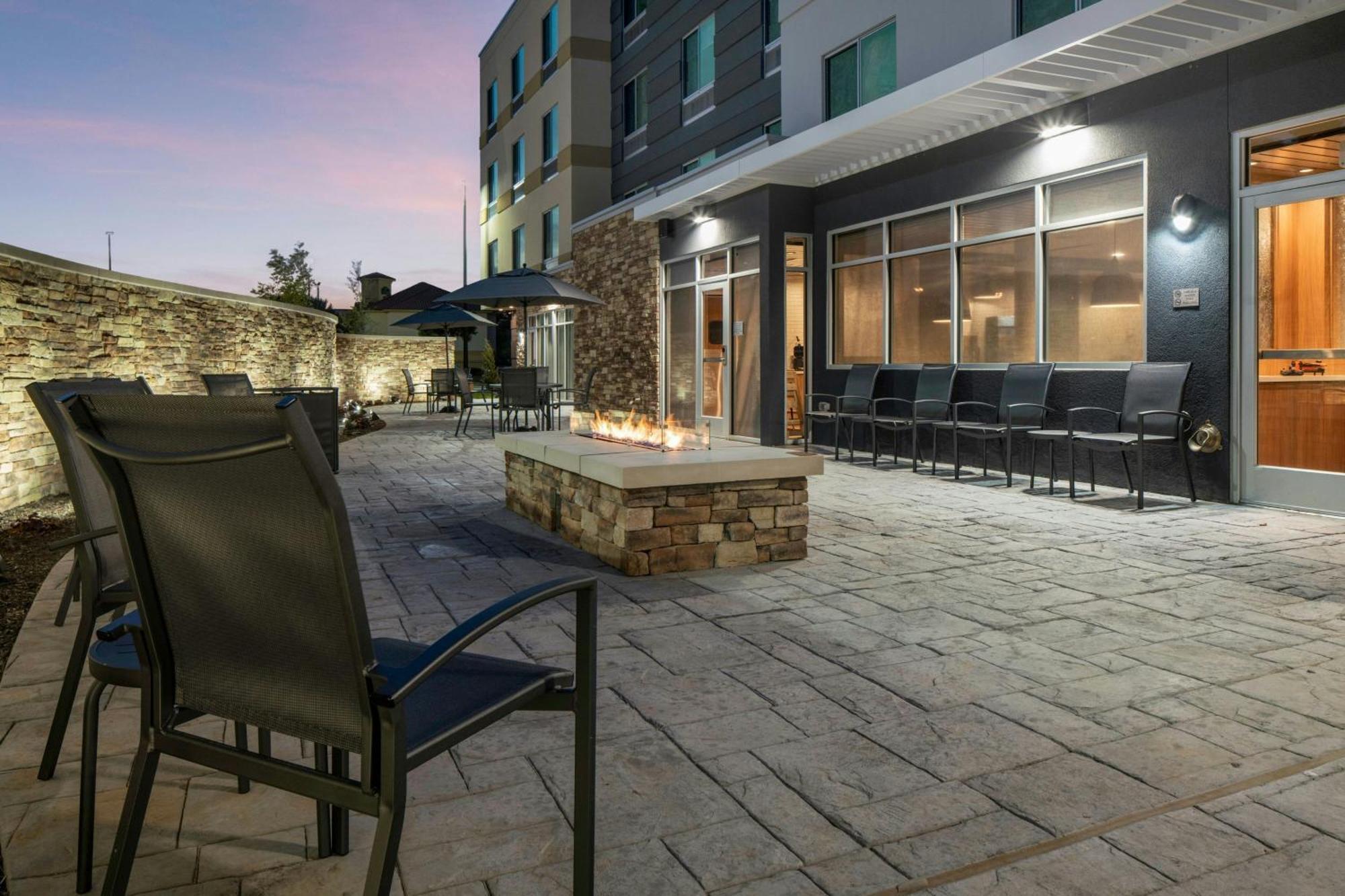 Fairfield By Marriott Inn & Suites Dallas Dfw Airport North, Ървинг Екстериор снимка