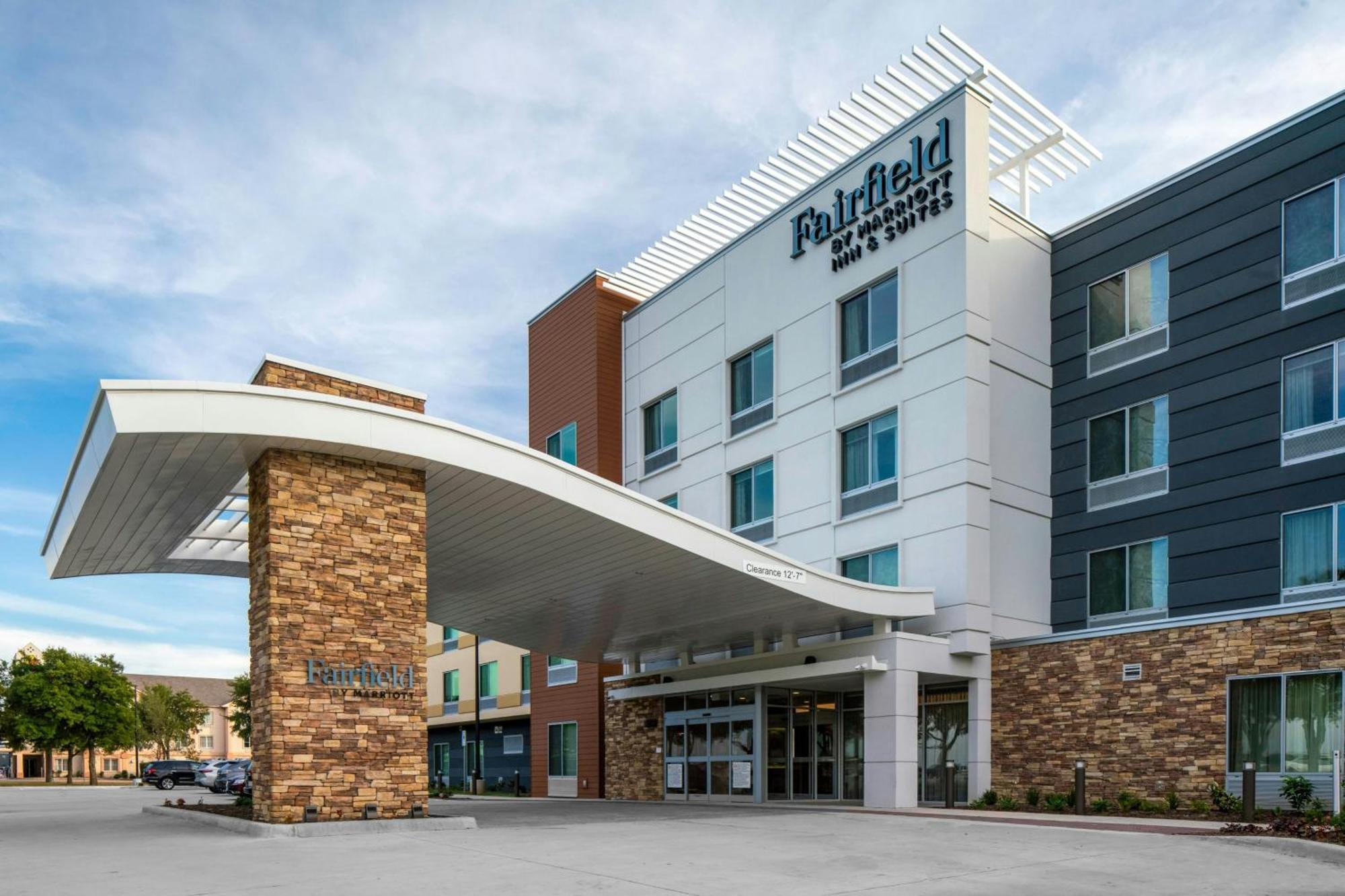Fairfield By Marriott Inn & Suites Dallas Dfw Airport North, Ървинг Екстериор снимка